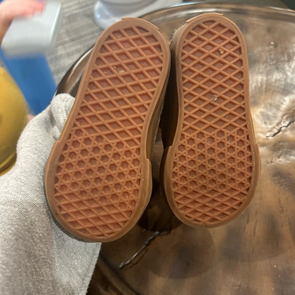 Toddler Vans - Picture 3 of 4
